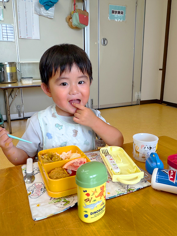 みんなで給食