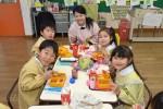 みんなで給食